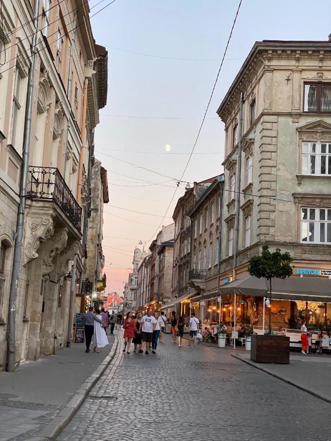 В Центрі Біля Ратуші Вулиця Площа Ринок 11 Leopoli Esterno foto